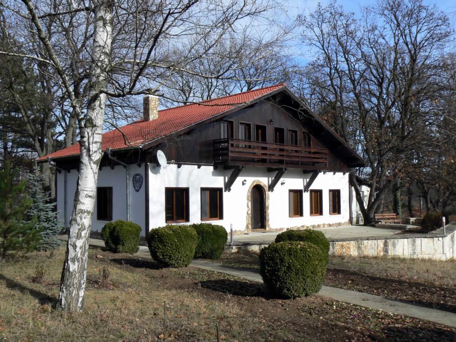 Ловен дом – „Кьостата”